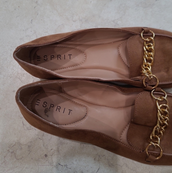 Esprit Binnie Loafer Flat Women's SZ 10 gold chain detail work casual comfort - Picture 10 of 11